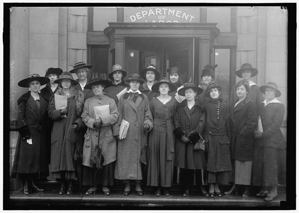 Above: NFFE Legislative Committee Representative and Director of the NFFE Publicity Bureau, Ethel M. Smith with a cohort of women leaders in labor. (c. 1917)